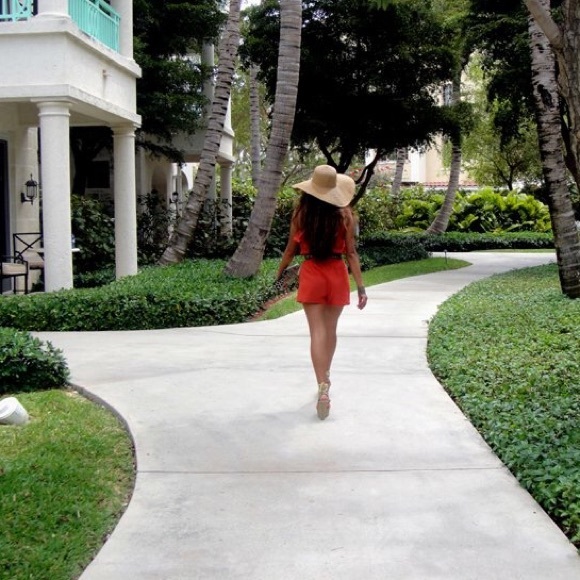 Beautiful Romper - Picture 3 of 7